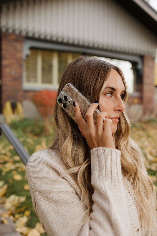 Elegant and Timeless: The Hummingbird Toile Phone Case Design